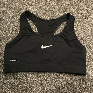 Nike pro sport bra